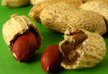 Пакетик арахиса понижает уровень холестерина