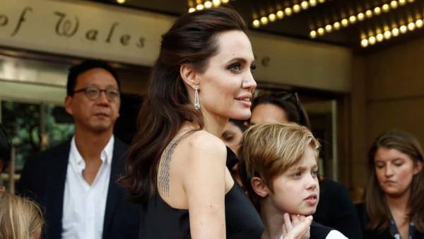 Дочь Анджелины Джоли передумала менять пол