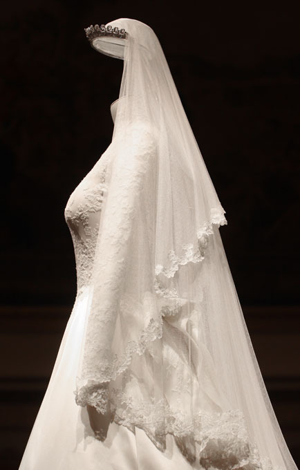 Свадебное платье Кейт Миддлтон выставлено на обозрение