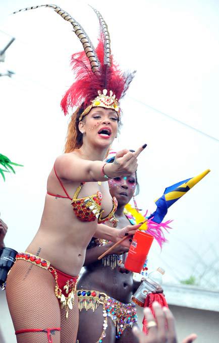 Рианна - королева карнавала