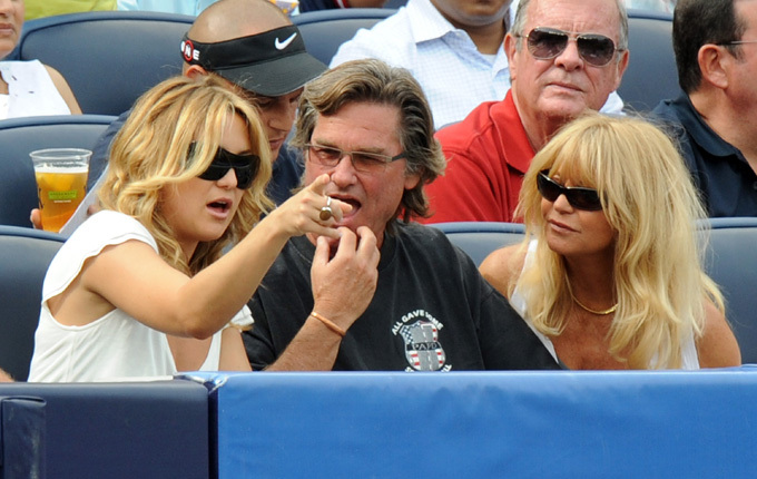 Голди Хоун - 