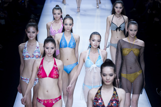 Шоу нижнего белья