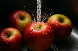 90% фруктов и овощей содержат пестициды: 5 простых шагов к здоровому рациону