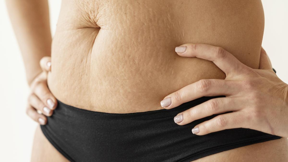 Женский живот