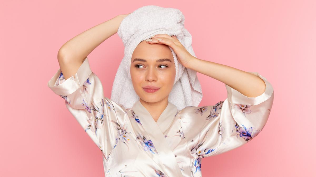 Девушка после душа