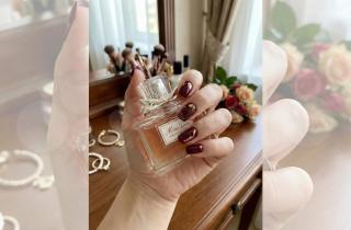 Маникюр расскажет всё: выбираем цвет ногтей под аромат духов – раскройте секрет образа