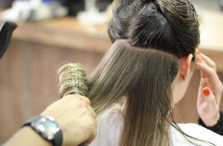 Наращивание волос без вреда: 8 советов по уходу, чтобы избежать проблем