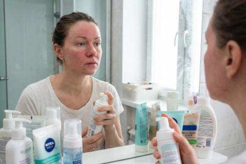 Умывание лица: 5 ошибок, которые старят кожу на 10 лет