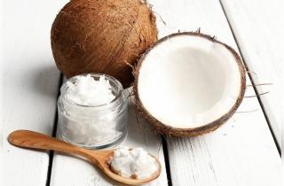 5 способов применения кокосового масла для красоты вашей кожи