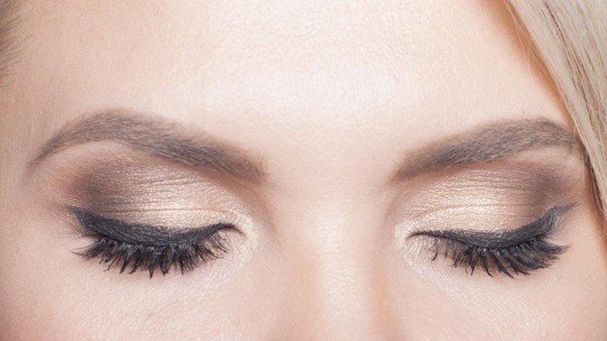 Макияж для нависшего века