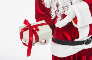 Такой подарок растопит сердце мамы: раскроем секрет идеального выбора на Новый год