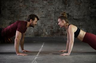 Безнадёжный романтик: 5 признаков, что вы идеализируете отношения