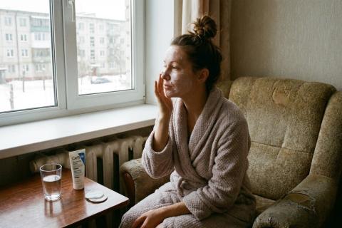 Церамиды, холестерин и жирные кислоты: Золотое трио, которое спасет ваше лицо от зимнего шелушения