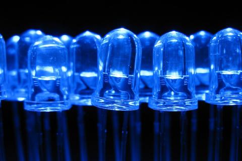 LED-терапия: легко ли добиться результативности в домашних условиях?