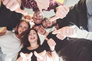 Как укрепить дружбу: 3 поступка, которые значат больше, чем слова – проверено психологами