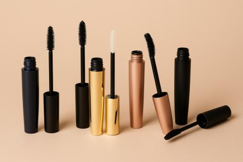 Секреты выбора туши: как сохранить здоровье ресниц и век – косметологи предупреждают