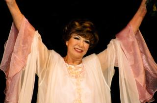 Звёздные диеты: как питаются София Лорен, Лайма Вайкуле и Джулия Робертс — и что из этого реально работает