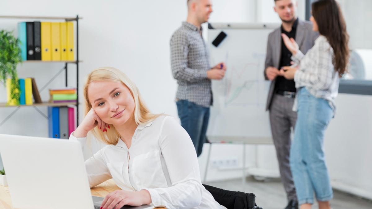 Офисные работники