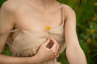 Секреты питания для красивой груди: что есть, чтобы сохранить молодость зоны декольте