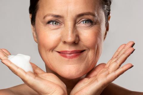 Секрет вечной молодости раскрыт: вот что современные женщины делают иначе – а вы?