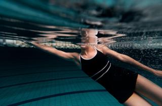 Худеем в бассейне: сколько минут нужно плавать, чтобы увидеть результат – советы экспертов