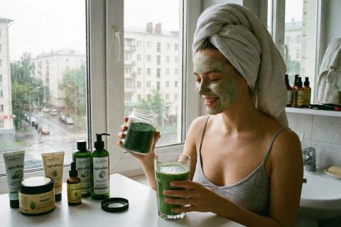 Спирулина для волос: хайп в соцсетях или реальная инженерия красоты, за которую стоит платить