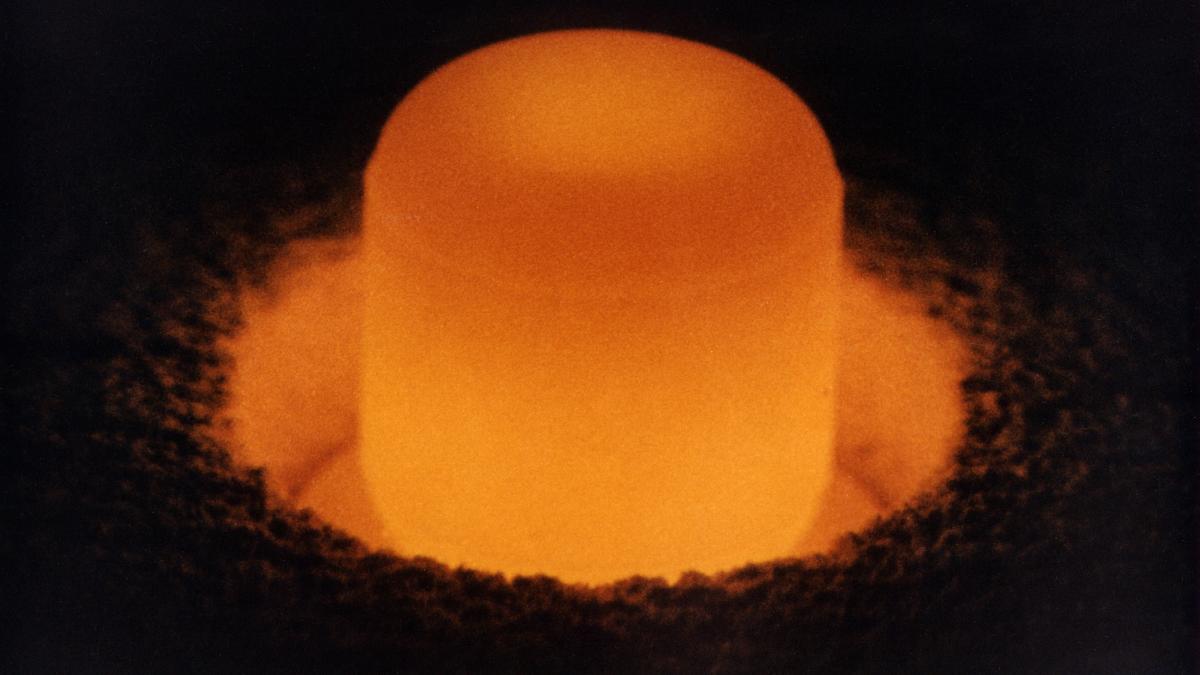 Plutonium pellet