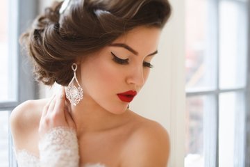 Яркий макияж для яркой невесты: ничто не может возникнуть само по себе