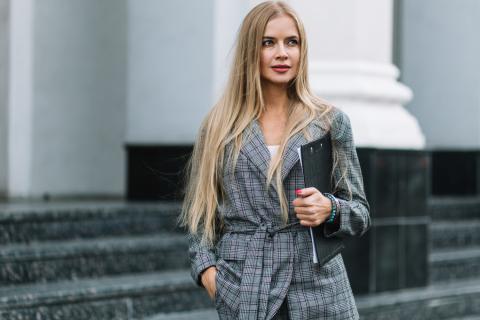 Как недорогие вещи могут создать образ успешного профессионала