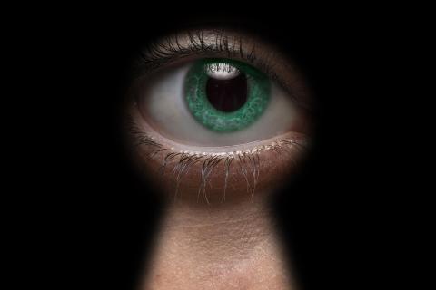 Техника нанесения: секреты от визажистов для безупречного результата