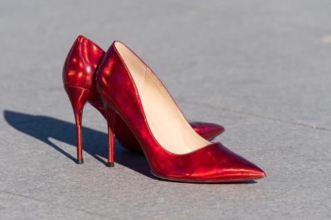 Что носить на ногах в 2025: самые яркие и неожиданные тренды обуви