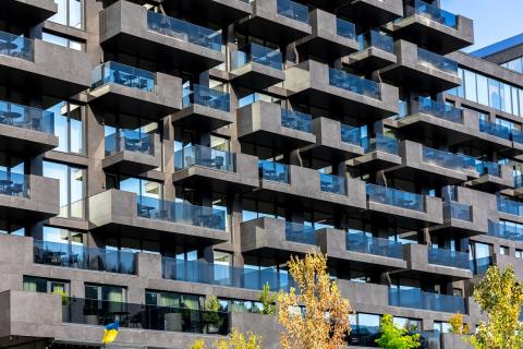 Плюсы жизни порознь: зачем пары выбирают модель LAT?