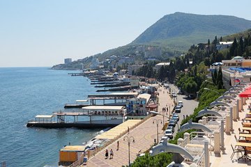 Отдыхаем на море. Алушта. Недорогой курорт с уникальной природой