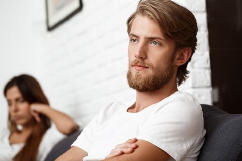 Редкие свидания: почему он держит вас на расстоянии и как это изменить