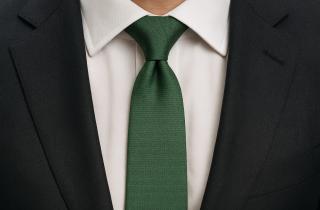 Тайны галстука: как маленький аксессуар создает большое впечатление – узнайте сейчас!