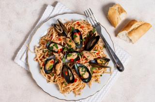 Морской Ньюберг и Устрицы Рокфеллер: 13 рецептов из золотого века кулинарии, которые вернут вкус к жизни