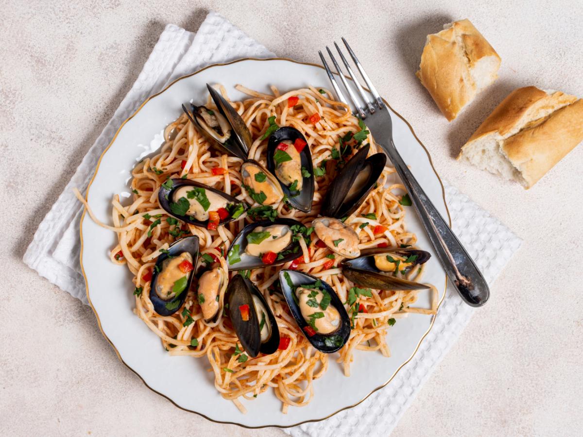 Морской Ньюберг и Устрицы Рокфеллер: 13 рецептов из золотого века кулинарии, которые вернут вкус к жизни