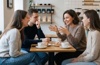 Секрет успешной беседы: эти 3 ошибки выдают скучного собеседника