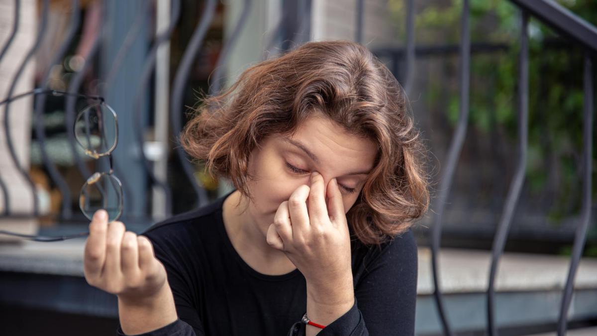 Усталая женщина