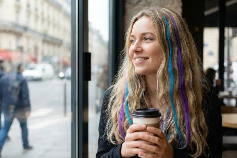 Волосы как у Рапунцель всего за 2 часа: откровения об ультразвуковом наращивании