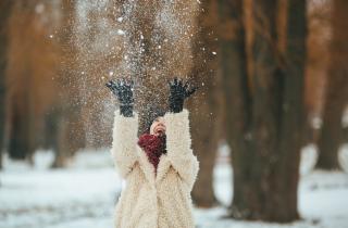 Как правильно ухаживать за кожей осенью: три основных этапа