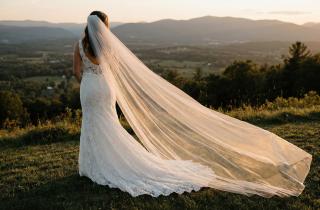 Свадебная фата: этот дерзкий тренд покоряет невест – готовы ли вы