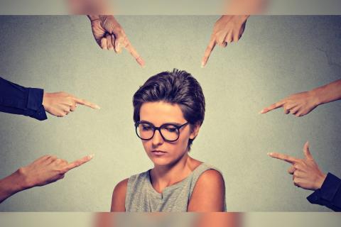 Эффект джентльмена: почему просьба о помощи — ваше самое мощное оружие в знакомстве